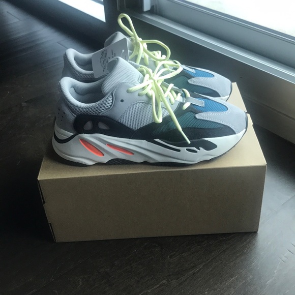 Yeezy 700 100% Authentic w/receipt Yeezy Supply - Picture 5 of 7